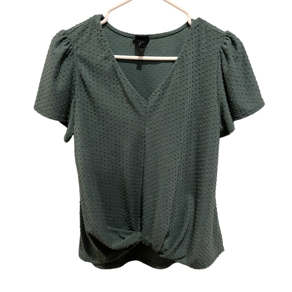 Anthropologie Brand W5 front tie Top, size Large once